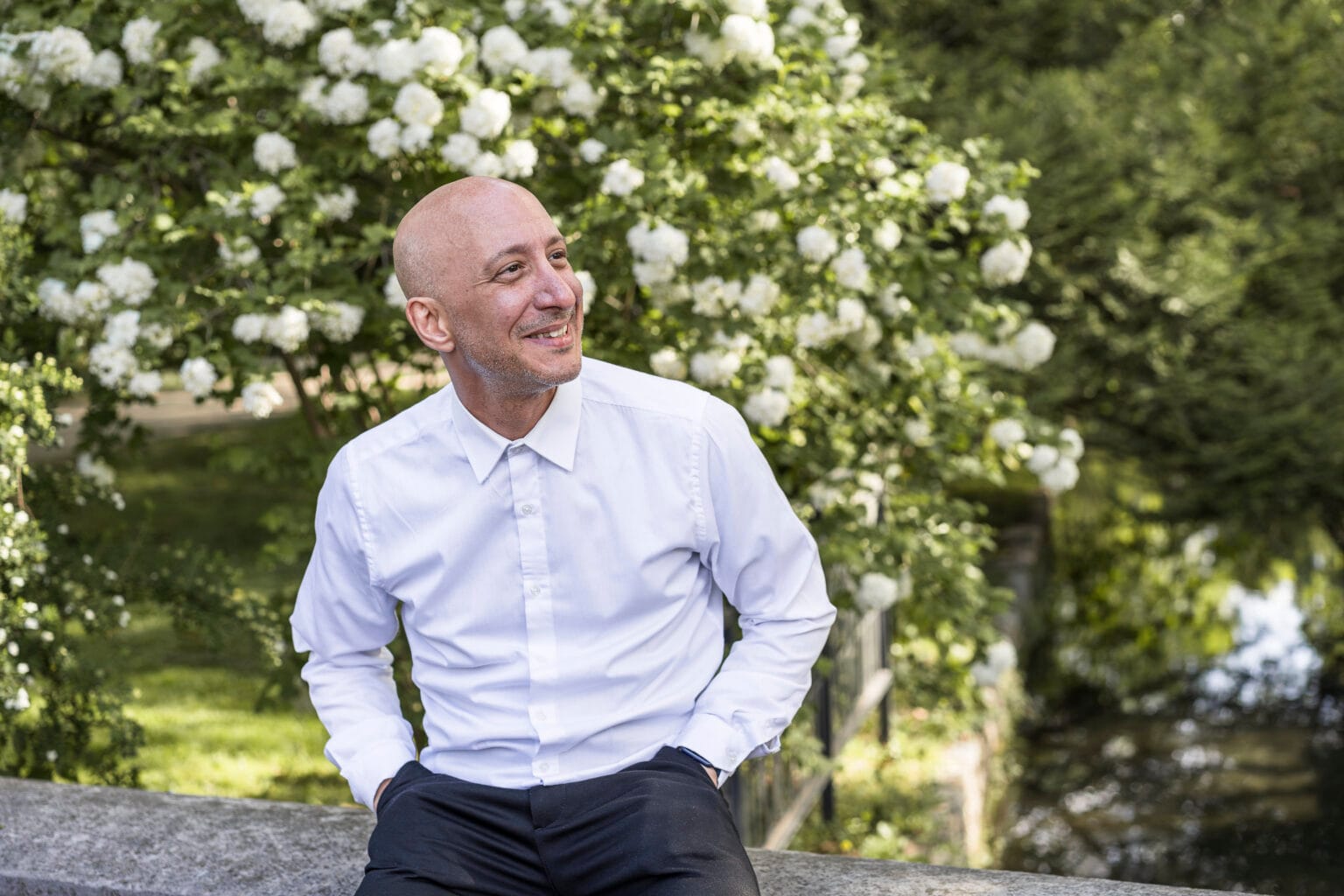 entrepreneur posant au parc jouvet